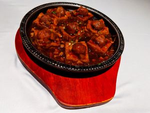 Delicious vegan food at SuZhi Pure Vegan Tea & Restaurant at Ziputi Vegetarian Restaurant in Beijing