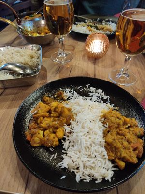 Aloo gobi & the eggplant dish at Chakra in Tallinn