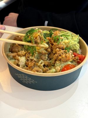 Tofu veggie poke bowl at Tasty Poke Bar in Valencia