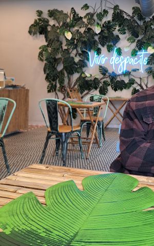 Ambiente at Rompiendo Cocos in Valencia