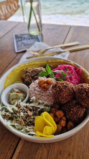 Falafel bowl at Amaroo Beach Bar in Hikkaduwa
