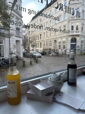   at Büchercafé Kapitel Drei in Hamburg