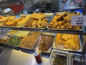 Breakfast   at Joyful Veggies 意乐素食 in North Singapore