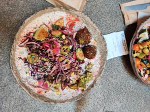  at Honest Greens in Lisbon