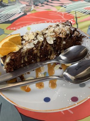 Brownie at Greedy Guts in Caen