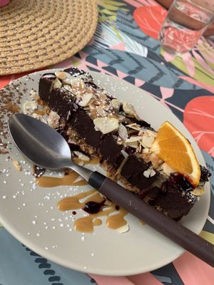 Coco Tarte at Greedy Guts in Caen