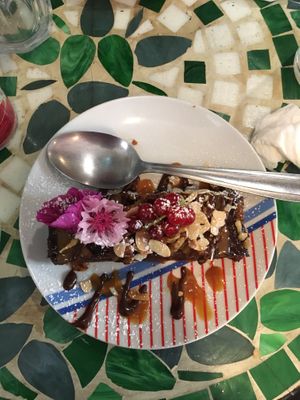 Tarte au chocolat at Greedy Guts in Caen