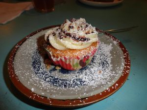 Vegan cupcake at Greedy Guts in Caen