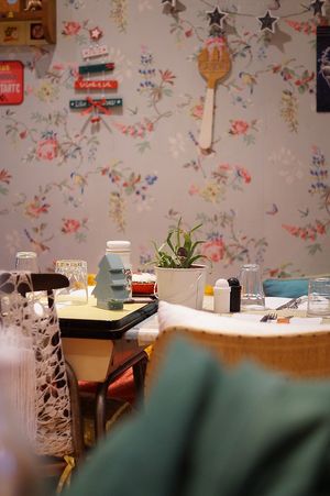 Intérieur at Greedy Guts in Caen