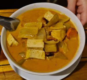 Vegan massaman at Three Sisters in Koh Lanta