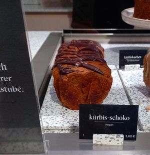 pumpkin chocolate cake 3,60€ at Neues Schwarz - Kaiserstraße in Dortmund