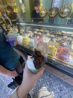 I had cookies and coconut  at Anita Gelato in Queenstown