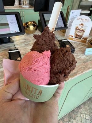 Chocolate & Raspberry Gelato   at Anita Gelato in Queenstown
