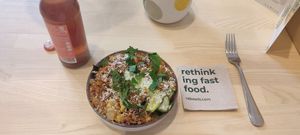 small chick&pea bowl (about 10€) 🥣 at råbowls - Rathaus in Hamburg