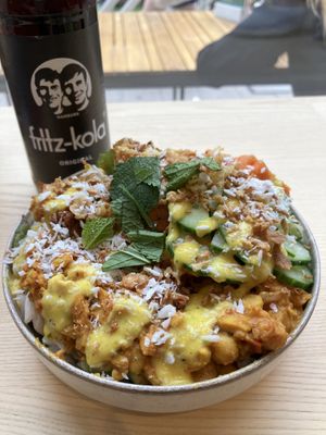 chick & pea curry  at råbowls - Rathaus in Hamburg