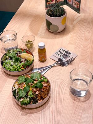 Duck bowl and sore slayer  at råbowls - Rathaus in Hamburg