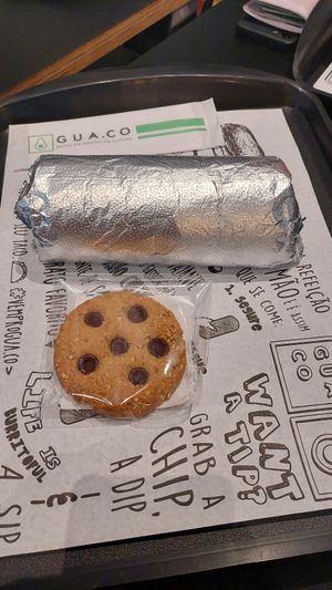 Burrito e cookie vegano at GUA.CO - Mackenzie in Sao Paulo