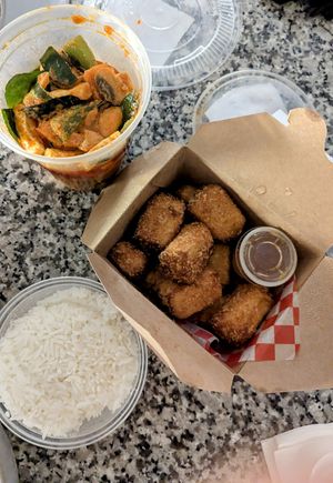 Curry and nuggets at SukhoTHAI  in Toronto