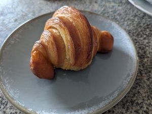 Vegan croissant at Le croissant par MARTIN BROSSARD in Montpellier