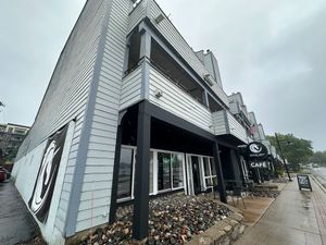 outside of vitalist at Vitalist Superfood in Spring Park