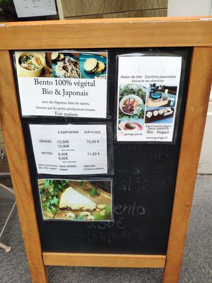 Sign outside at Guinga in Paris