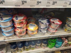 Pflanzliche Joghurts at Albert Supermarket  in Karlovy Vary
