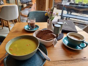Erbsensuppe at Café für Dich am Naturzeithof in Hirschegg