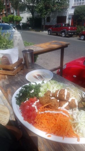 La ensalade at Falafelito - Coyoacan in Mexico City