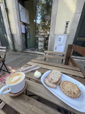 Breakfast   at Odete Bakery - Cedofeita in Porto