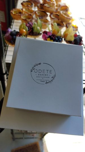 Lovely box to carry it home in at Odete Bakery - Cedofeita in Porto