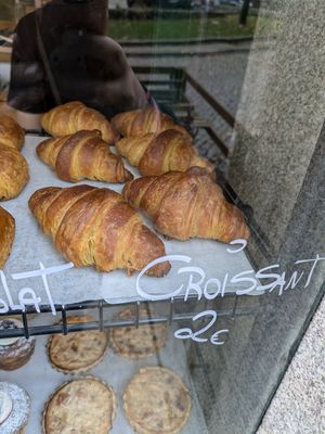 Regular croissant at Odete Bakery - Cedofeita in Porto