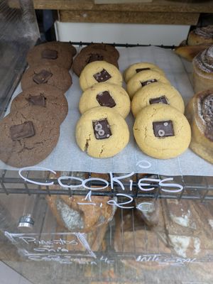 Cookies at Odete Bakery - Cedofeita in Porto