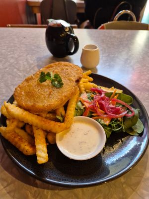 Vegan fish and chips at Modaks Espresso in Dunedin
