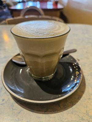 Matcha latte at Modaks Espresso in Dunedin