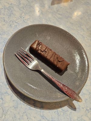 Peanutbutter chocobar at Modaks Espresso in Dunedin