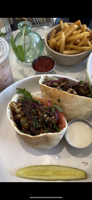 Cauliflower Shawarma 😋  at Jackie Smalls in Wayne