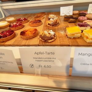 Apple Tart at Lila Luchs in Zofingen