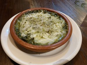 Überbackener (veganer Käse) Spinat  at La Tribuna in Malaga