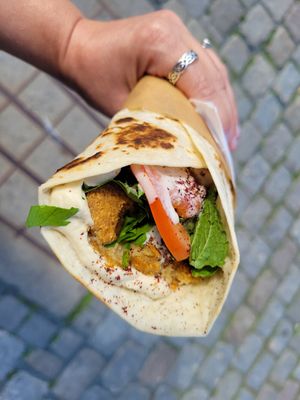 Falafel roll at Falafel ji in Oslo