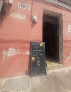 The front at Raiz Café in Antigua