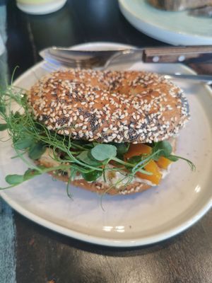 Lax bagel (with carrot and hummus) at Café Láska in Vienna