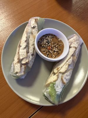 Sommerrollen mit Tofu  at Anh Dao in Krefeld
