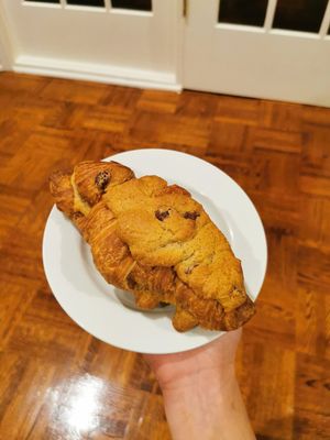 Crookie (croissant x cookie hybrid) at Sophie Sucree in Montreal