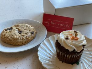 Carrot cake cupcake and chocolate chip cookie  at Sophie Sucree in Montreal