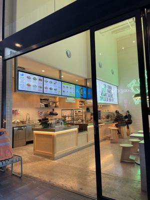 Store  at Fishbowl - QV in Melbourne