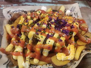 BERLIN VEGAN WURST con sweet potato at Mad Mad Vegan - Barcelona in Barcelona