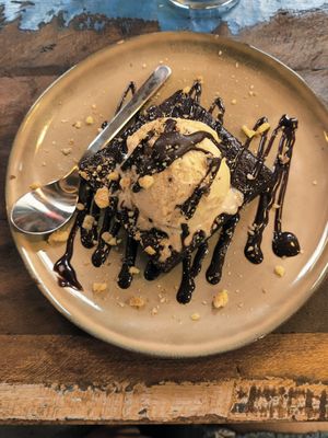 Brownie at Mad Mad Vegan - Barcelona in Barcelona