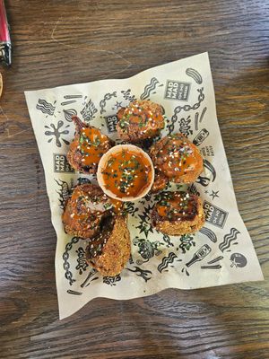 Cauliflower wings at Mad Mad Vegan - Barcelona in Barcelona