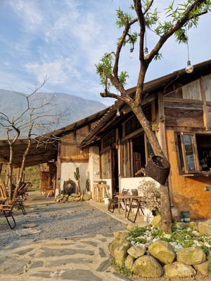 The restaurant at Pavi garden in Lao Cai