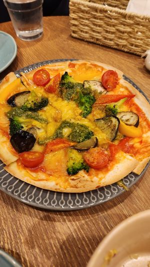 Pizza at This is Me Kitchen in Fujisawa